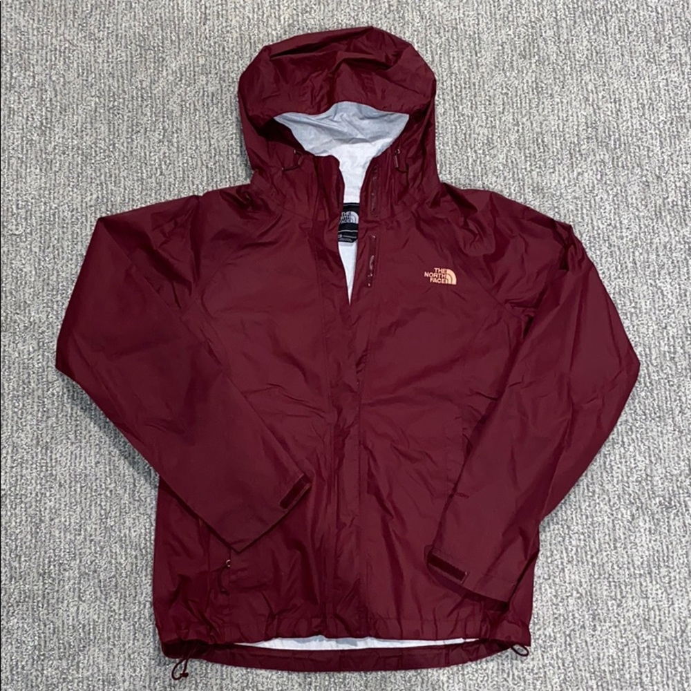 The North Face Windbreaker Size M